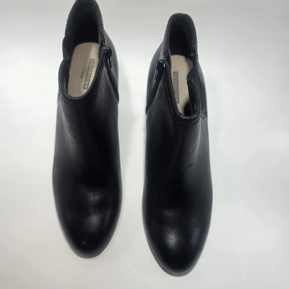 Clarks Women’s Black Leather Ankle Boots Size 9 Heeled Booties New